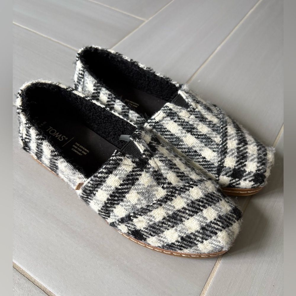 TOMS Black and White Checkered Flannel Slip-Ons